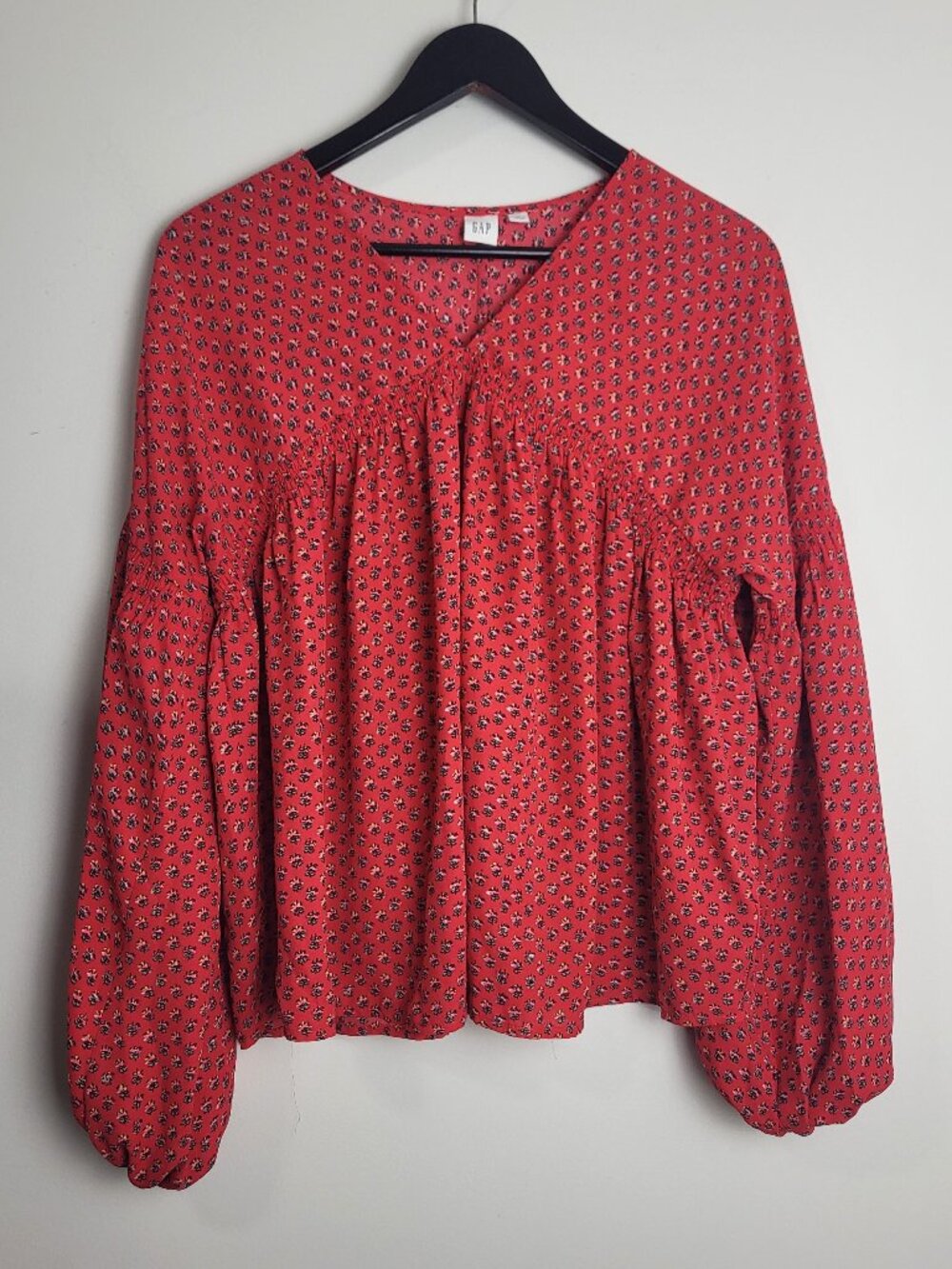 Gap V-neck Blouson Top Floral Blouse Ruffle Multicolor Red Size Medium